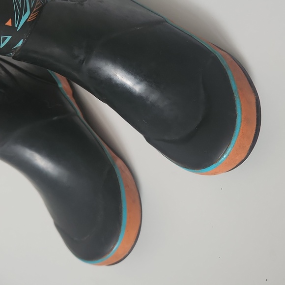 Bogs Black and Orange Kids Rain Boots - Picture 3 of 6